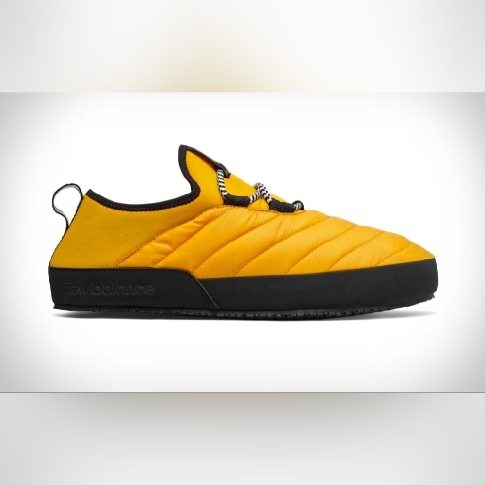 New Balance Caravan Moc V2 Slipper Size 8.0 Black/Yellow Unisex W9.5 Recovery